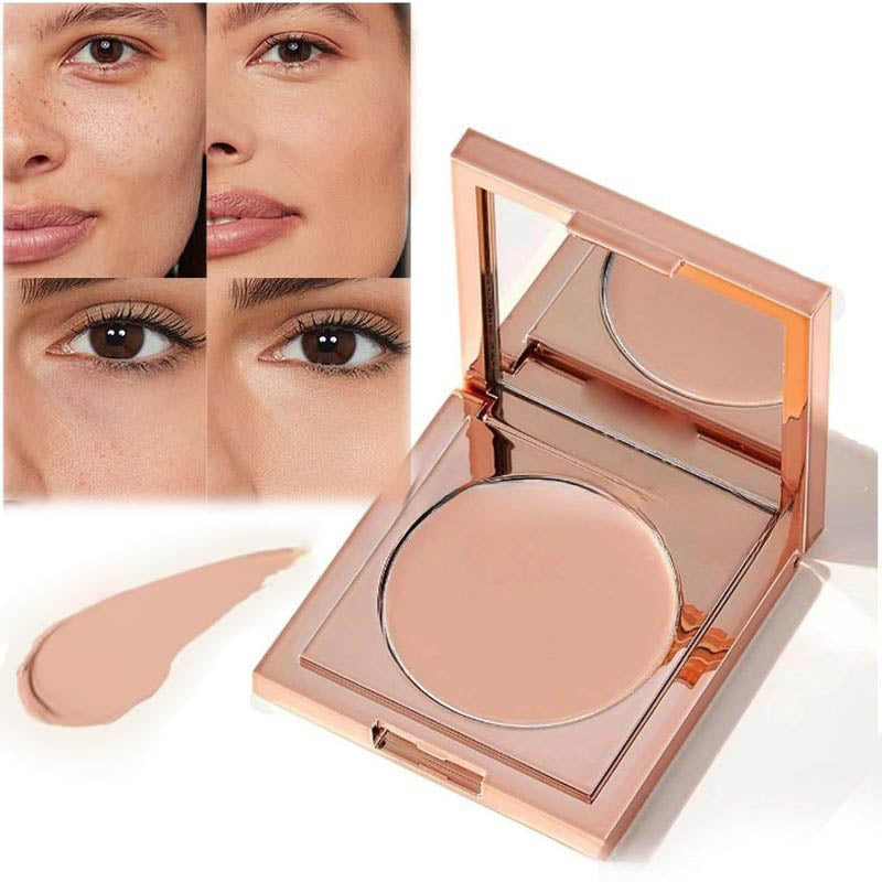 Bright Eyes Magic Concealer